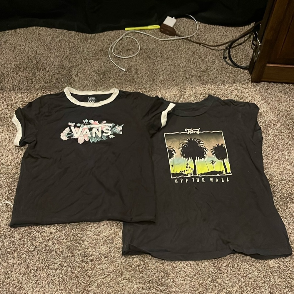 Vans women’s shirt medium